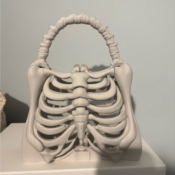 Unique Skeleton Ribcage Handbag - Picture 2 of 3